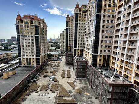 3 otaqlı mənzil, 80 m², 28 May: 270 000 ₼ 4