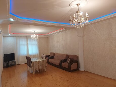 5 otaqlı həyət evi, 240 m², Bakıxanov: 300 000 ₼ 3