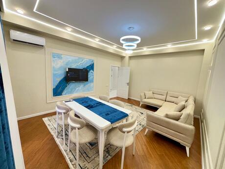Elan №6398657 - Bakı, Elmlər Akademiyası m., 2 otaqlı, 70.7 m², 13/15 mərtəbə