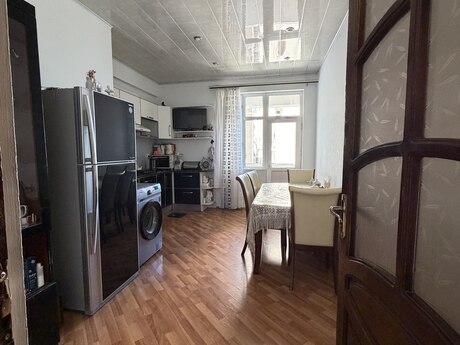 2-комнатная квартира, 96 м², İnşaatçılar: 275 000 ₼ 4