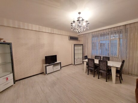 Azadlıq Prospektidə 2 otaqlı yeni tikili mənzil kirayə verilir, 88 m², 750 AZN/ay, şəkil 3 / 12