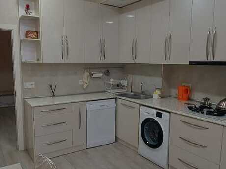 Elan №6398824 - Bakı, Şah İsmayıl Xətai m., 2 otaqlı, 100 m², 13/16 mərtəbə