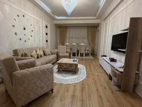 3 Qara Qarayev