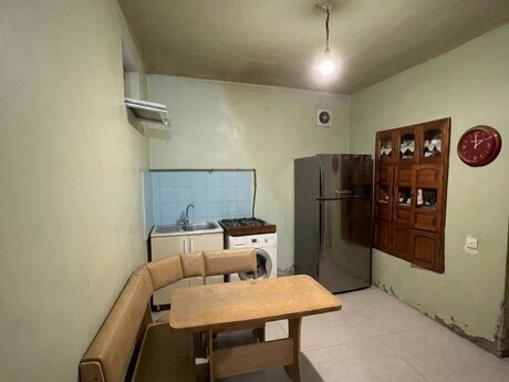 4 otaqlı həyət evi, 180 m², Nəsimi: 200 000 ₼ 3