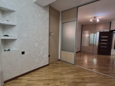 2-room apartment, 74 m², Azadlıq Prospekti: 229 000 ₼ 5