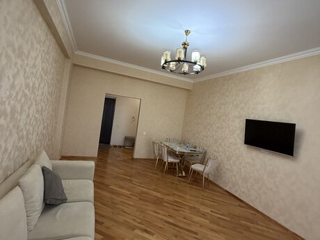2 otaqlı mənzil, 83 m², Qara Qarayev: 245 000 ₼ 5