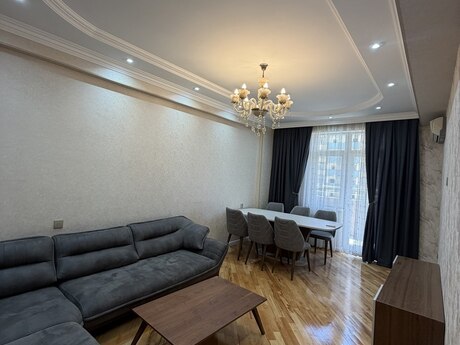 3 otaqlı mənzil, 88 m², Əhmədli: 244 000 ₼ 2