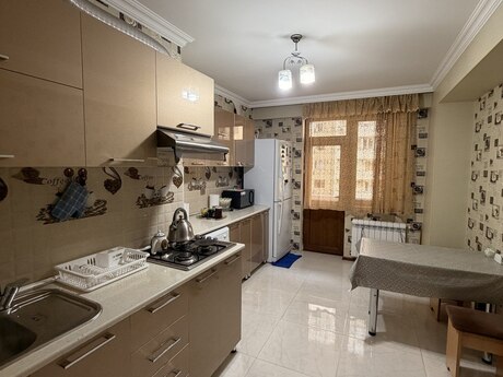 3-room apartment, 126 m², Nəriman Nərimanov: 300 000 ₼ 3
