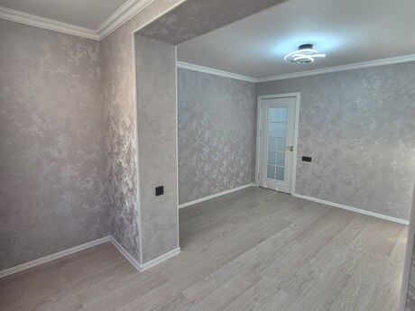 2 otaqlı mənzil, 52 m², 8-ci mikrorayon: 135 000 ₼ 2