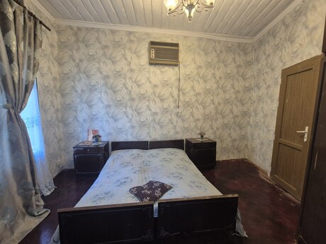 3-комнатная квартира, 70 м², İçəri Şəhər: 230 000 ₼ 5
