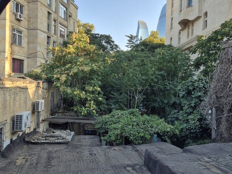 3-комнатная квартира, 70 м², İçəri Şəhər: 230 000 ₼ 3