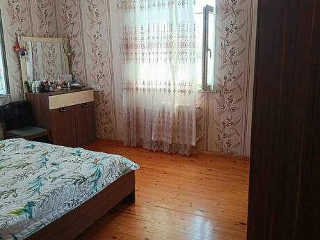 6 otaqlı həyət evi, 230 m², Binə: 185 000 ₼ 2