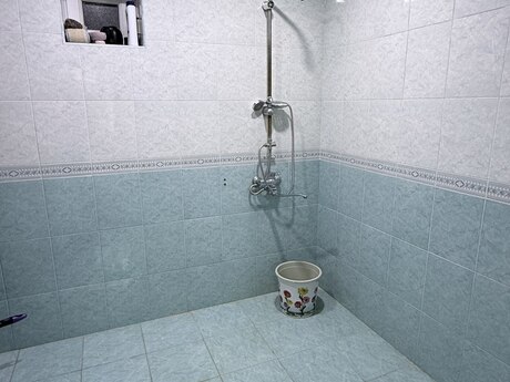 5 otaqlı həyət evi, 200 m², Binə: 135 000 ₼ 5