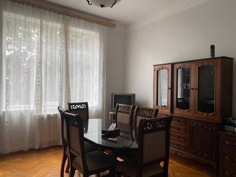 Объявление №6399164 - Баку, м. 8 ноября, 3-комн., 95 м², 3/3 этаж