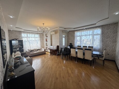 Объявление №6399196 - Баку, м. Иншаатчылар, 3-комн., 130 м², 13/17 этаж