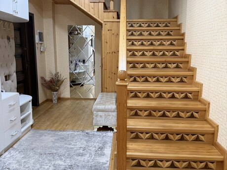 4 otaqlı mənzil, 210 m², 20 Yanvar: 490 000 ₼ 2
