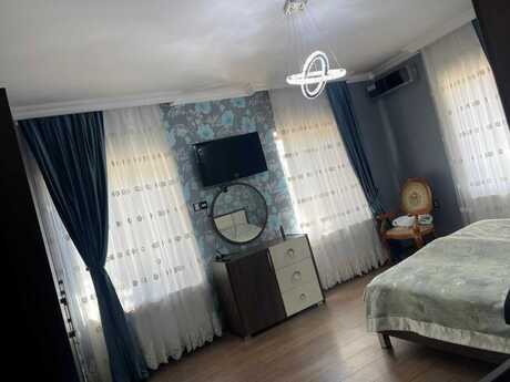 5 otaqlı həyət evi, 300 m², Görədil: 270 000 ₼ 5