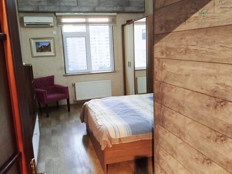 Kirayə 3 otaqlı mənzil, 120 m², İnşaatçılar: 900 ₼/ay 5