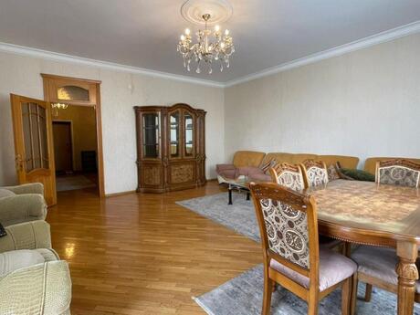 Kirayə 3 otaqlı mənzil, 130 m², 20 Yanvar: 900 ₼/ay 5