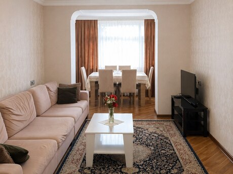 Объявление №6399416 - Баку, м. Элмляр Академиясы, 3-комн., 80 м², 4/5 этаж