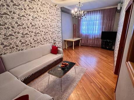 Объявление №6399451 - Баку, м. Халглар Достлугу, 3-комн., 85 м², 1/9 этаж