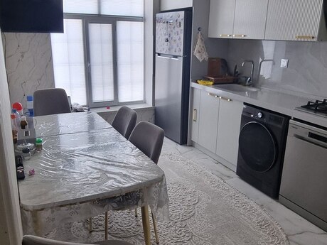 4 otaqlı həyət evi, 120 m², Binə: 150 000 ₼ 5