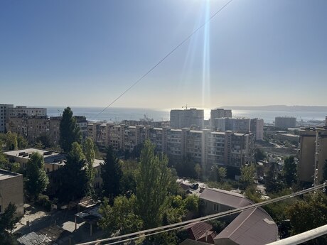 Əhmədlidə 2 otaqlı köhnə tikili mənzil satılır, 60 m², 150 000 AZN, şəkil 4 / 9