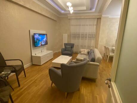 Elan №6399605 - Bakı, Ağ şəhər q., 3 otaqlı, 100 m², 7/7 mərtəbə