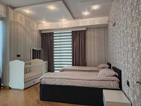 Kirayə 3 otaqlı mənzil, 158 m², Altes Plaza: 1 700 ₼/ay 3
