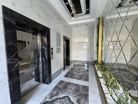3 otaqlı mənzil, 140 m², İnşaatçılar: 330 000 ₼ 2