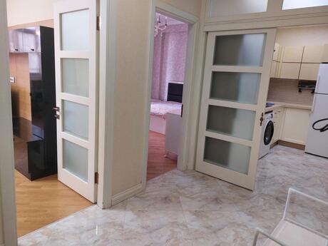Kirayə 2 otaqlı mənzil, 70 m², 28 May: 1 100 ₼/ay 5