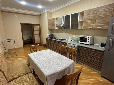 Kirayə 2 otaqlı mənzil, 106 m², Nəsimi: 950 ₼/ay 5