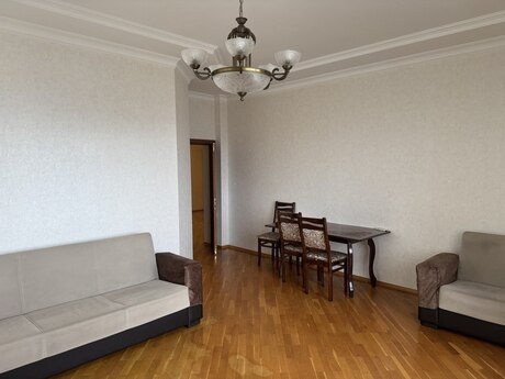 Kirayə 3 otaqlı mənzil, 130 m², Elmlər Akademiyası: 999 ₼/ay 4