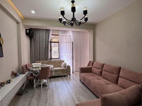 2 rooms · 72 m² · floor 12/16, Jasmine Park