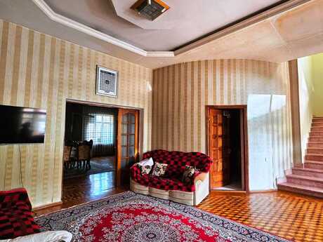 Elan №6399938 - Bakı, Badamdar q., 8 otaqlı, 300 m²