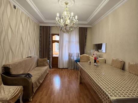 3 rooms · 69,3 m² · floor 1/9, Köhnə Günəşli