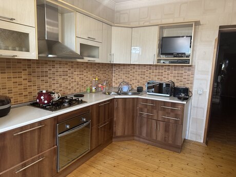 5 otaqlı həyət evi, 200 m², Binəqədi: 138 000 ₼ 4