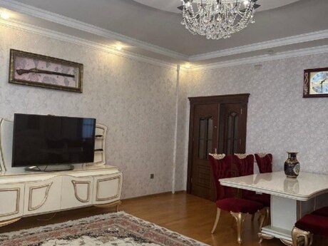Kirayə 4 otaqlı mənzil, 145 m², Nərimanov: 1 300 ₼/ay 3