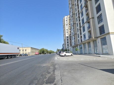 3 otaqlı mənzil, 85 m², Bakıxanov: 229 000 ₼ 2