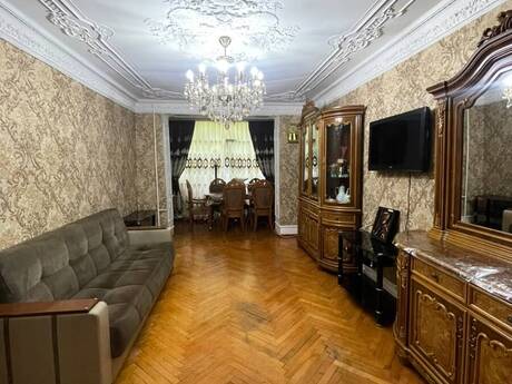 Kirayə 3 otaqlı mənzil, 90 m², İnşaatçılar: 900 ₼/ay 3