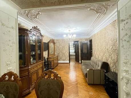 Kirayə 3 otaqlı mənzil, 90 m², İnşaatçılar: 900 ₼/ay 2