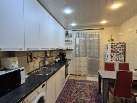 5 otaqlı mənzil, 116 m², Əhmədli: 255 000 ₼ 2
