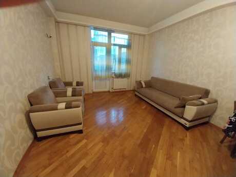 2 otaqlı mənzil, 60 m², İnşaatçılar: 160 000 ₼ 4