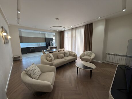 3-room apartment for rent, 180 m², İzmir Residence: 3 000 ₼/mo 3
