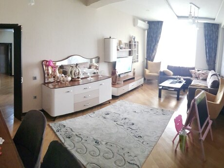 4 otaqlı mənzil, 170 m², Nəsimi: 400 000 ₼ 2