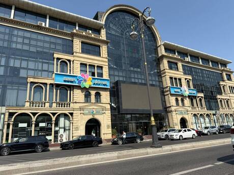 2 otaq · 37 m² · 4/5 mərtəbə, Elmlər Akademiyası