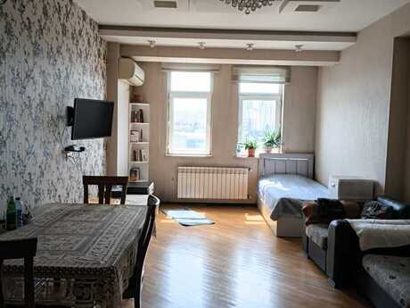 Kirayə 2 otaqlı mənzil, 70 m², 20 Yanvar: 180 ₼/ay 2