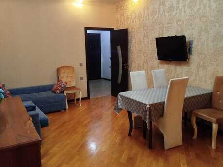 2 otaq · 74 m² · 12/20 mərtəbə, Memar Əcəmi