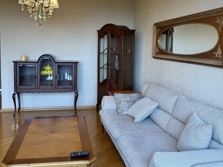 Kirayə 3 otaqlı mənzil, 110 m², 28 May: 100 ₼/ay 5