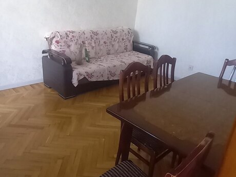 Elan №6400396 - Bakı, Memar Əcəmi m., 3 otaqlı, 70 m², 5/5 mərtəbə